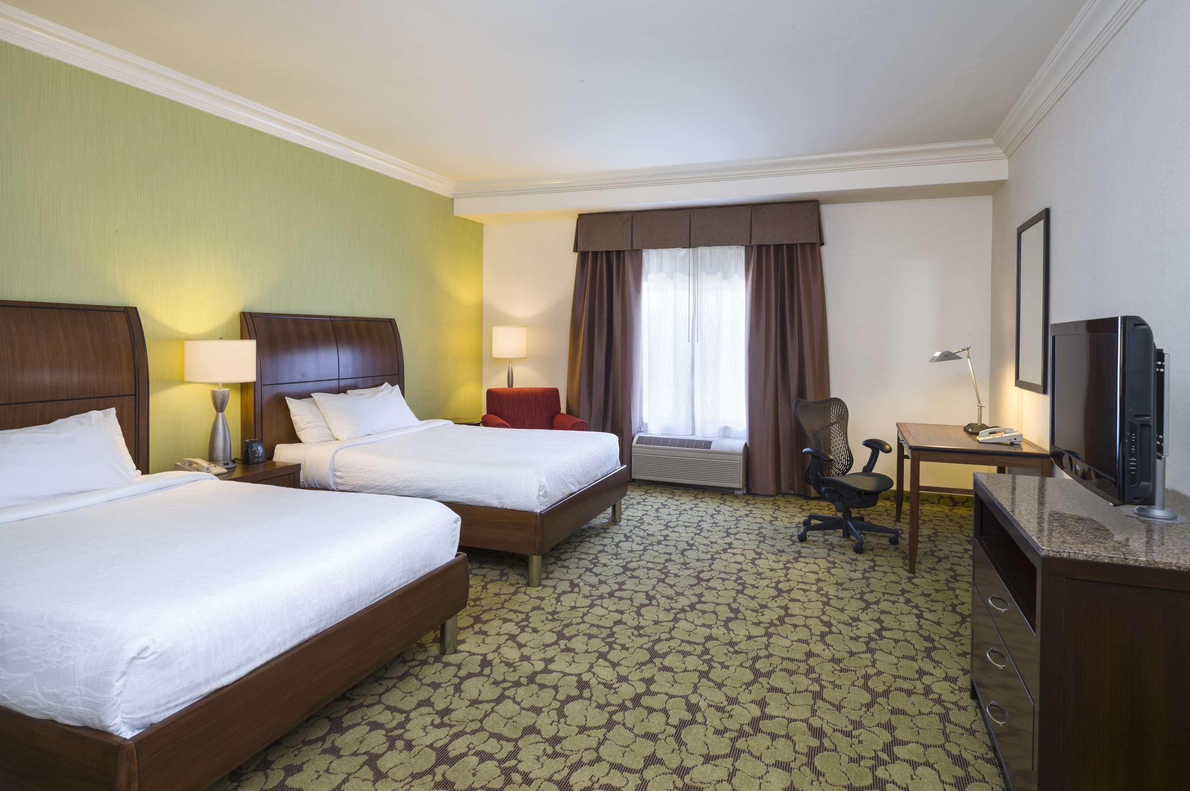 Hilton Garden Inn Edison/Raritan Center Ngoại thất bức ảnh