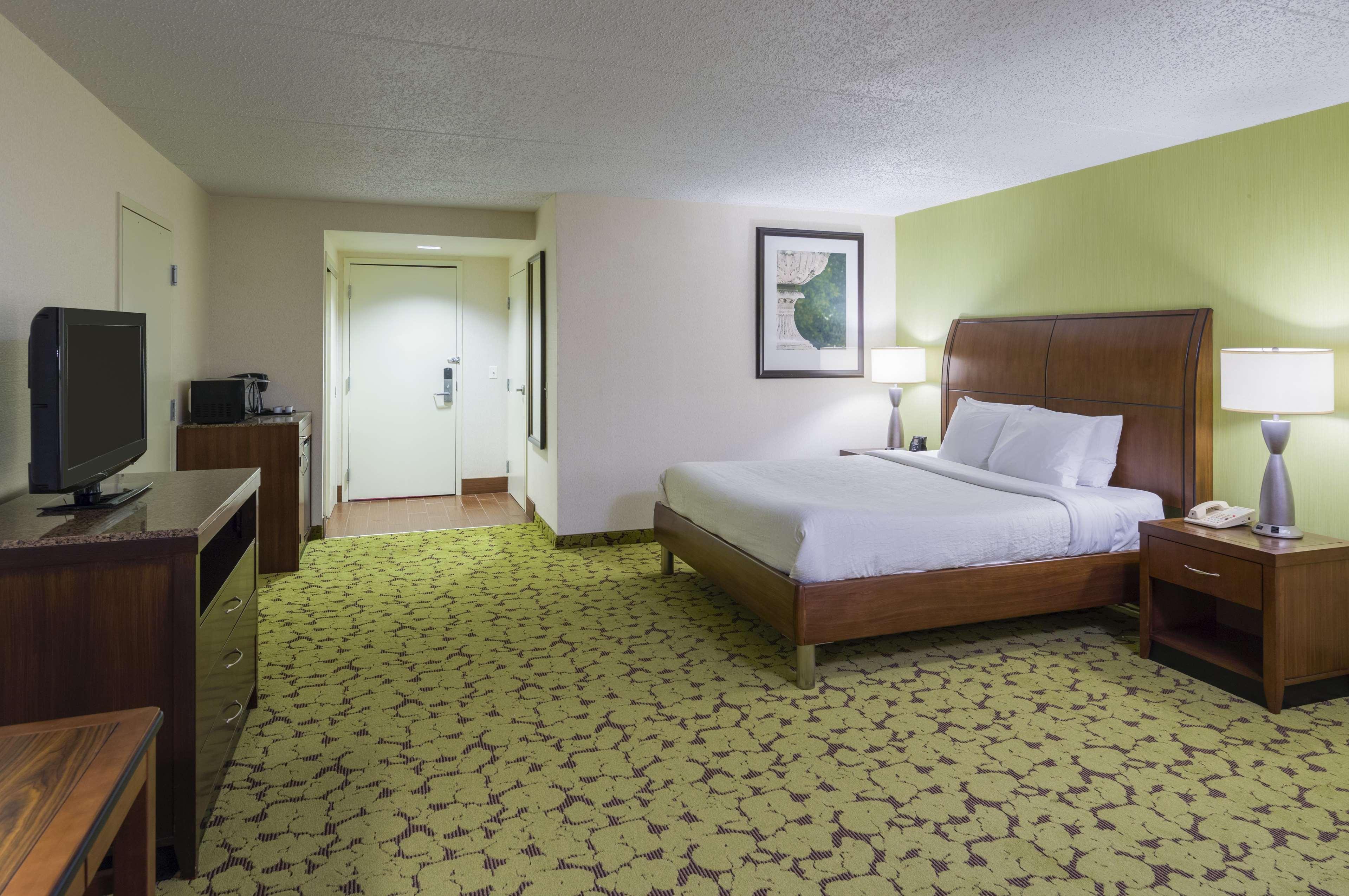 Hilton Garden Inn Edison/Raritan Center Ngoại thất bức ảnh
