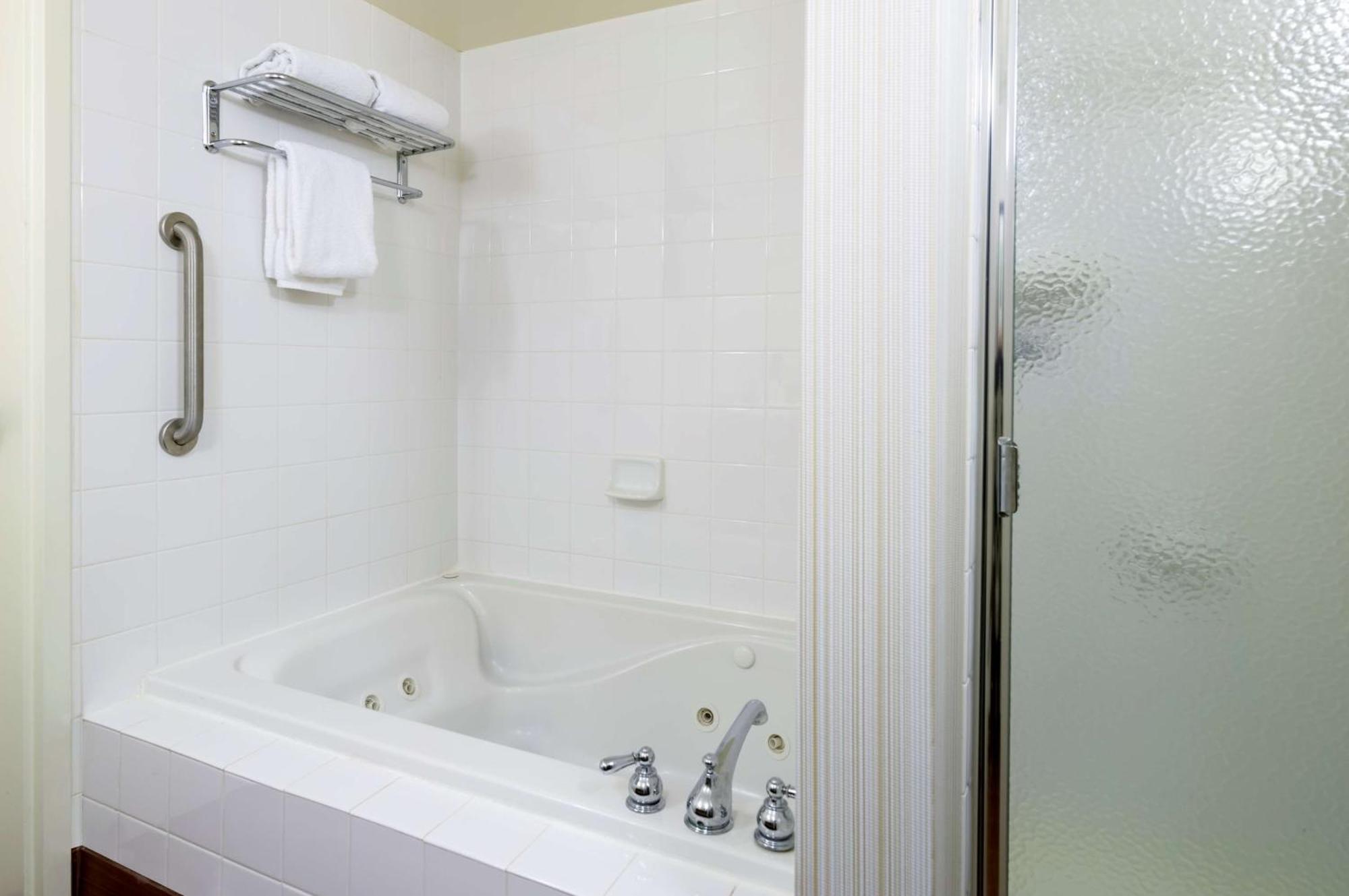 Hilton Garden Inn Edison/Raritan Center Ngoại thất bức ảnh